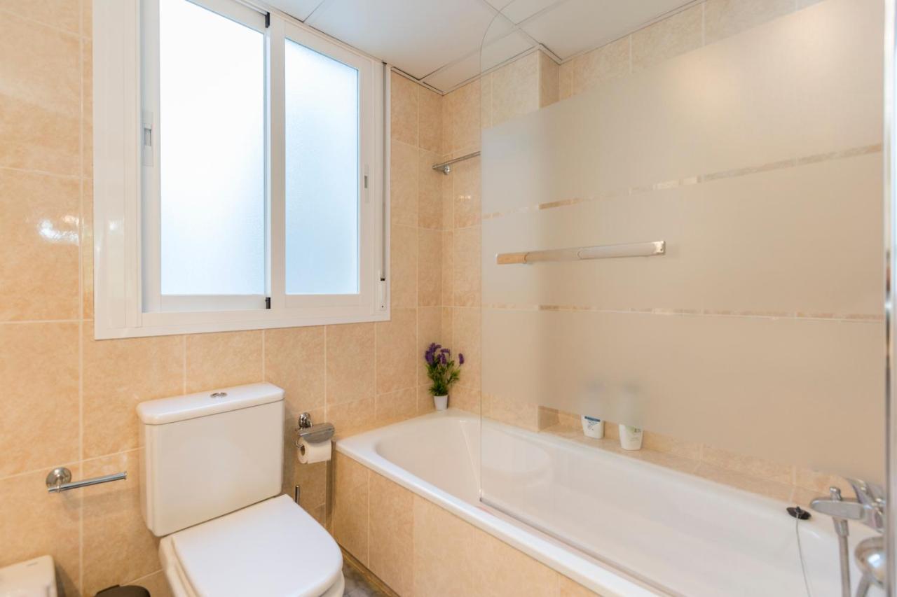 4 Bedroom Apartment In Puerto Banus 150 Meters From The Beach Marbella Exteriör bild