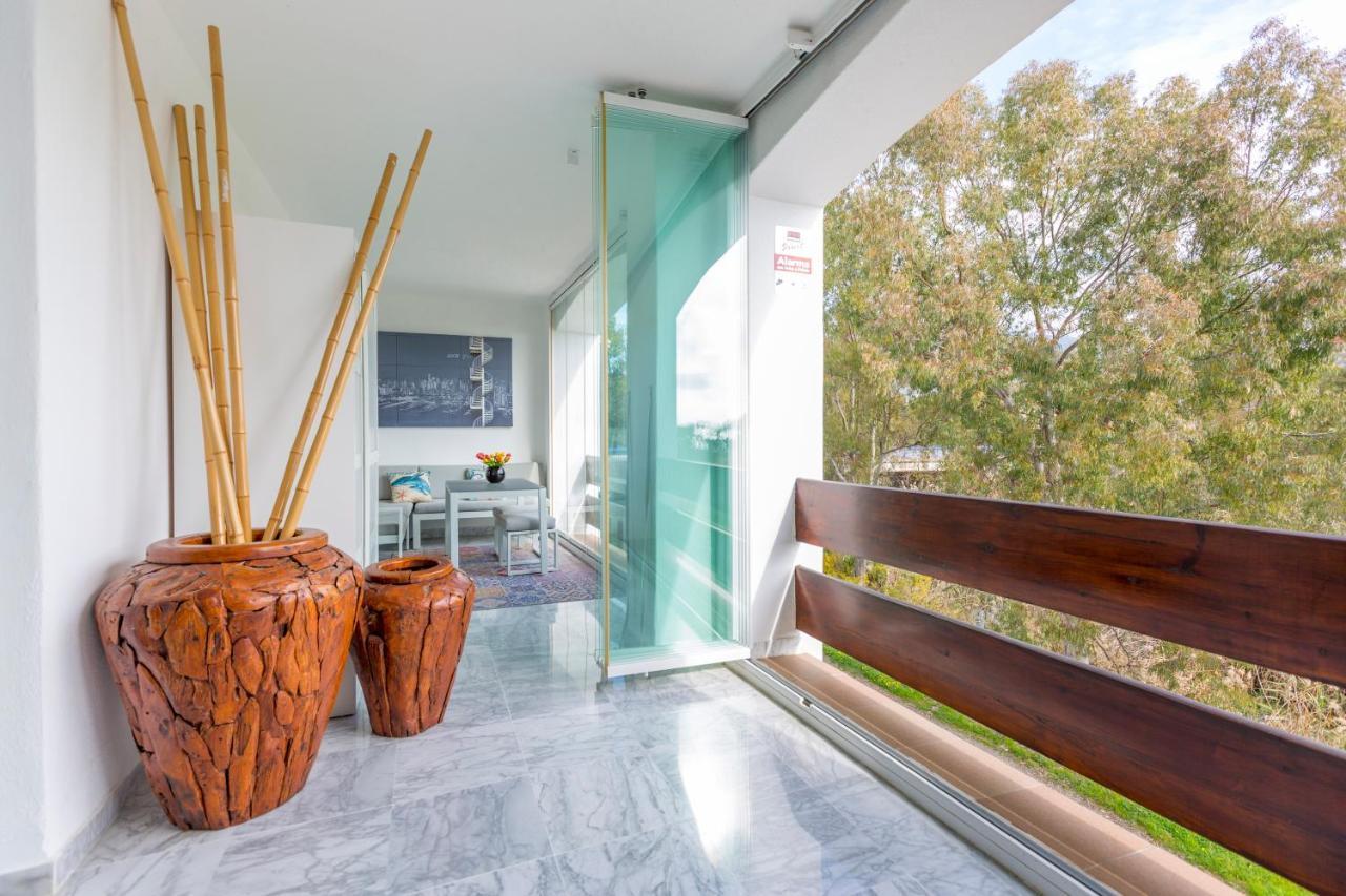 4 Bedroom Apartment In Puerto Banus 150 Meters From The Beach Marbella Exteriör bild